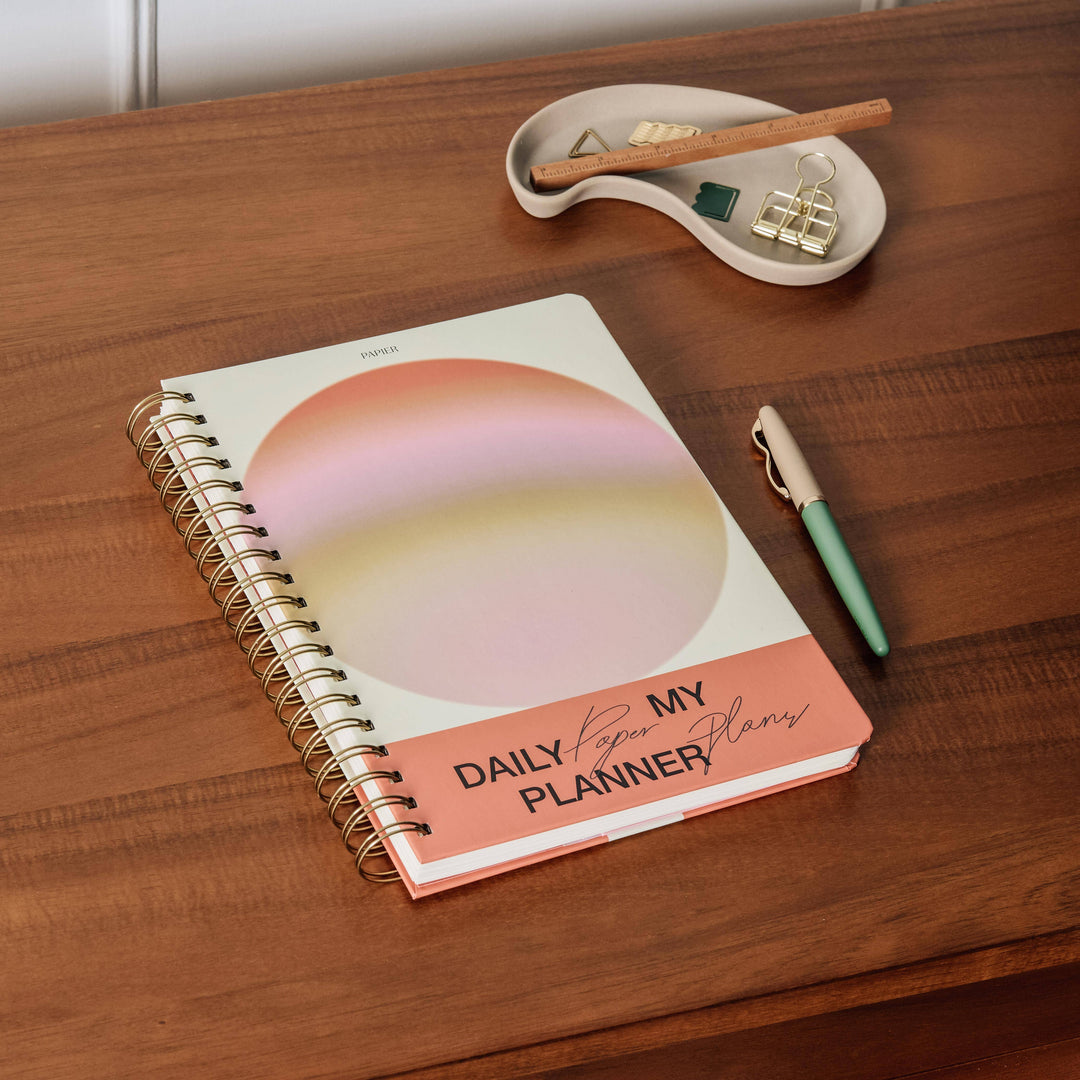 Gradient Orb Hardcover B5 Spiral Undated Daily Planner