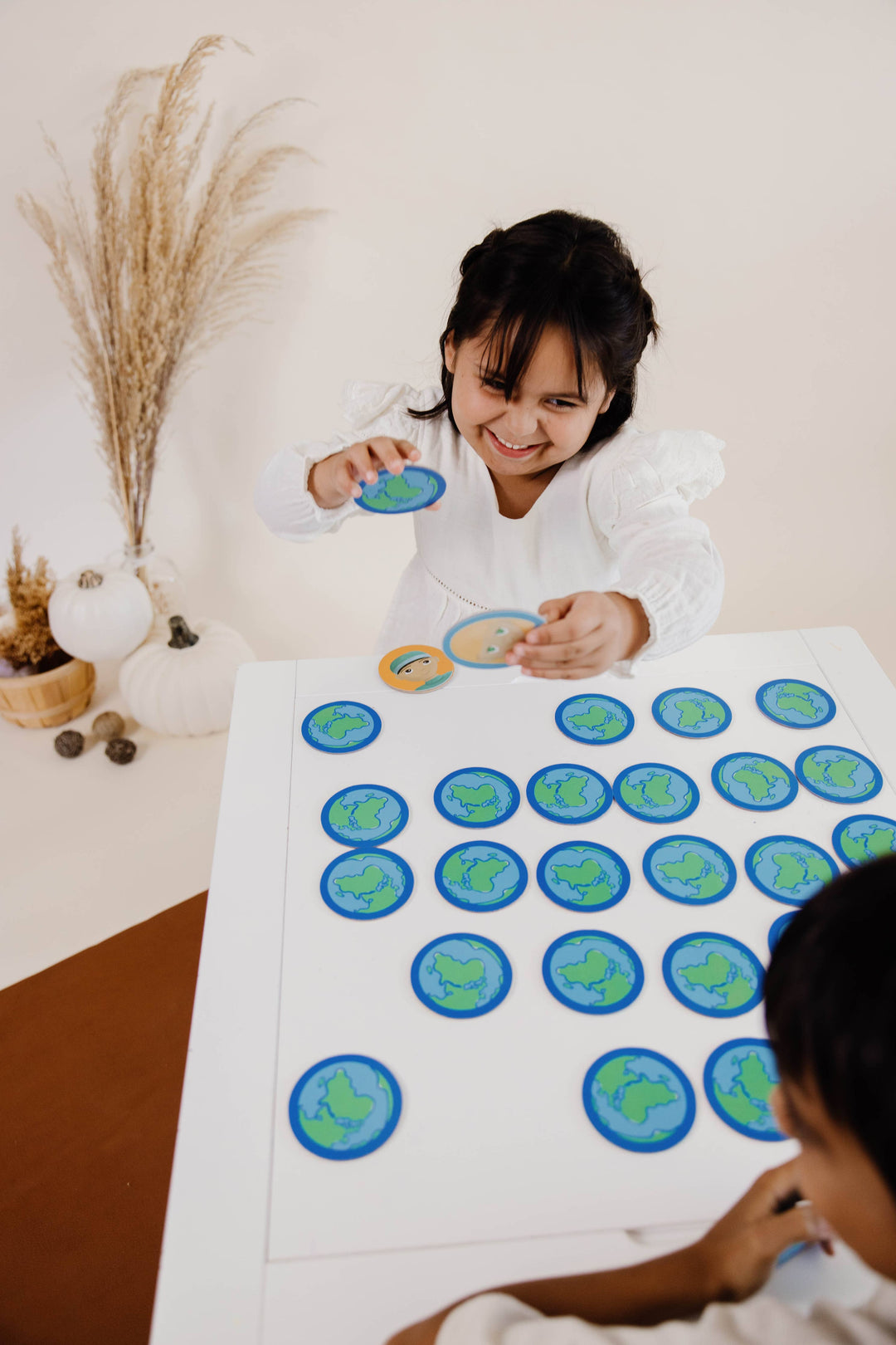 Kids of the World: Memory Game